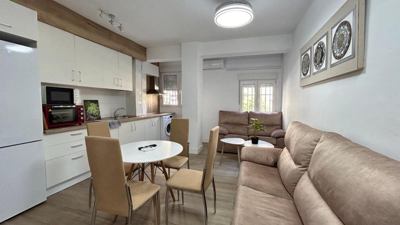 Albergue Piso Compartido Delyrent Acosta Jaén Exterior foto
