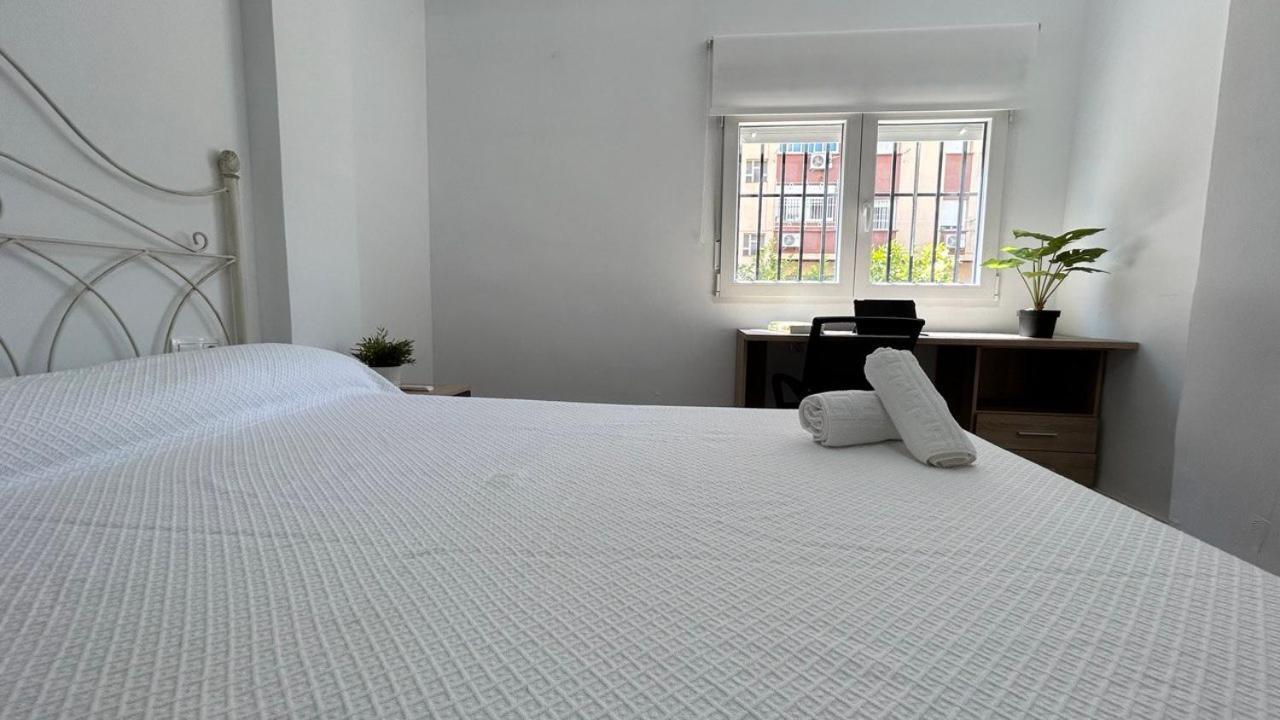 Albergue Piso Compartido Delyrent Acosta Jaén Exterior foto